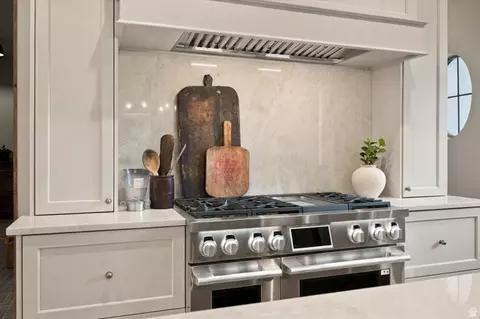 Kitchen - 28 E 850 N, Mendon, UT 84325 photo 5 of 5
