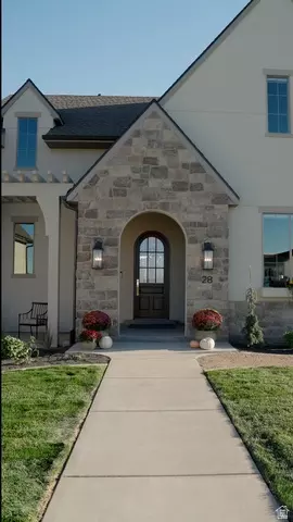 Exterior - 28 E 850 N, Mendon, UT 84325 photo 4 of 12