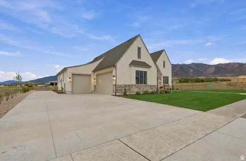 Exterior - 28 E 850 N, Mendon, UT 84325 photo 9 of 12