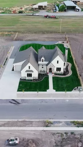 Exterior - 28 E 850 N, Mendon, UT 84325 photo 8 of 12