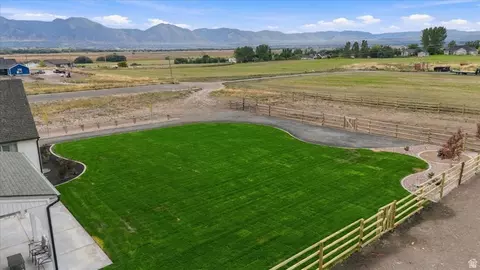 Exterior - 28 E 850 N, Mendon, UT 84325 photo 12 of 12