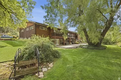 Exterior - 95 N 380 E, Smithfield, UT 84335 photo 9 of 23