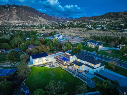 View/Area - 983 E Southfork Dr, Draper, UT 84020 photo 14 of 18