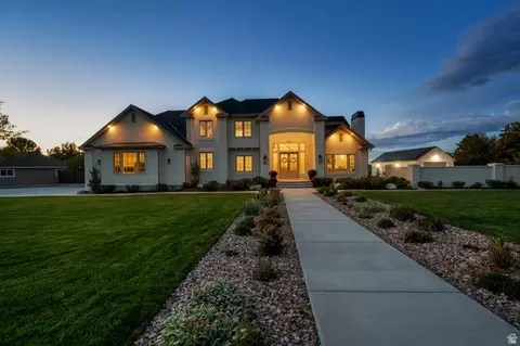 Exterior - 983 E Southfork Dr, Draper, UT 84020 photo 7 of 39