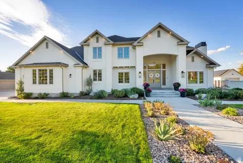 Exterior - 983 E Southfork Dr, Draper, UT 84020 photo 2 of 39