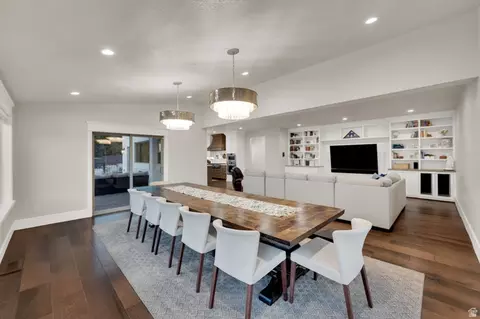 Dining - 983 E Southfork Dr, Draper, UT 84020 photo 4 of 4