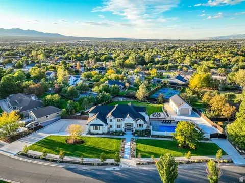 View/Area - 983 E Southfork Dr, Draper, UT 84020 photo 1 of 18