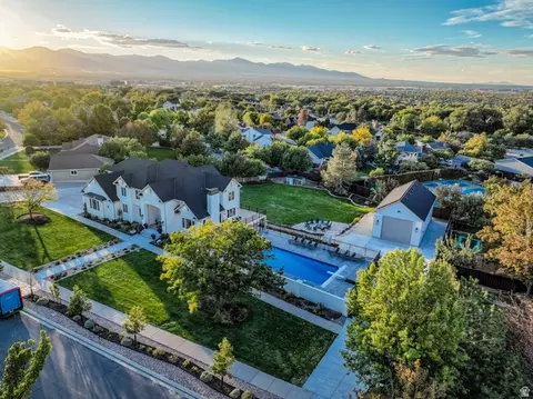 View/Area - 983 E Southfork Dr, Draper, UT 84020 photo 9 of 18