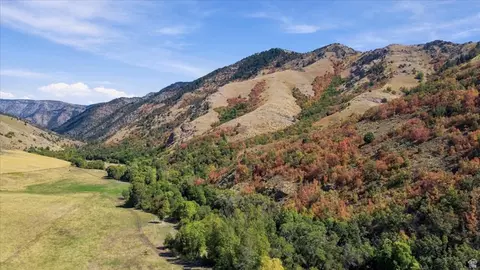 2705 E Canyon Rd, Smithfield, UT 84335 photo 10