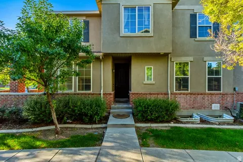 3075 S Crews Ct, West Valley City, UT 84120