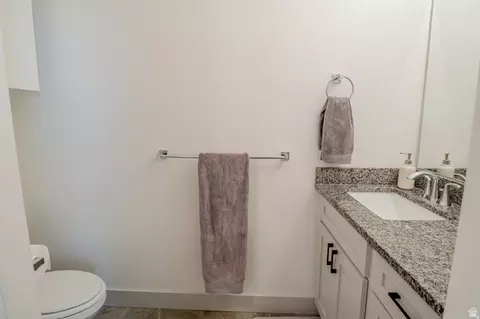 Bath - 461 E 690 S #127, Clearfield, UT 84015 photo 4 of 4