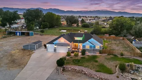 View/Area - 4557 N Ranch Rd E, Erda, UT 84074 photo 4 of 5