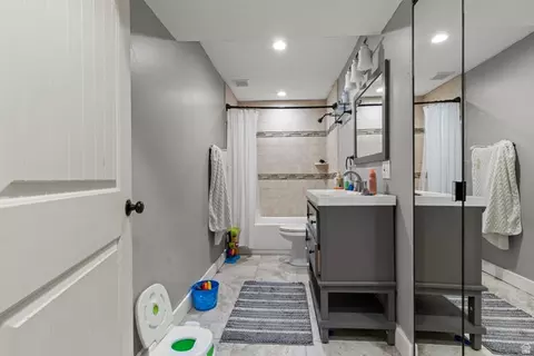 Bath - 4557 N Ranch Rd E, Erda, UT 84074 photo 5 of 5