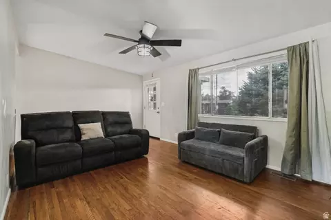 Living - 360 N 800 E, Spanish Fork, UT 84660 photo 2 of 4