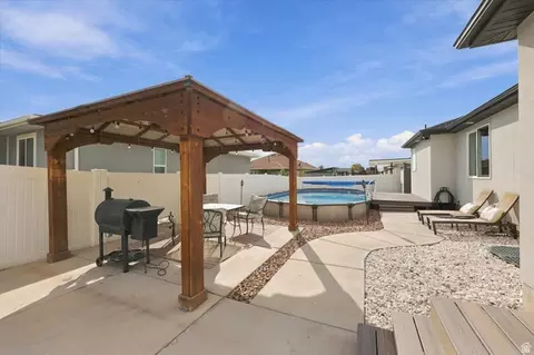 Exterior - 615 W 1870 S, Payson, UT 84651 photo 3 of 4