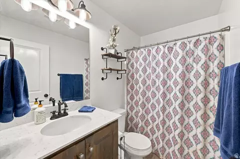 Bath - 615 W 1870 S, Payson, UT 84651 photo 3 of 3