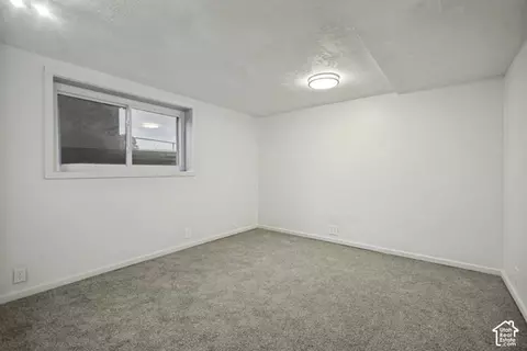 Bedroom - 1346 Marilyn Dr, Syracuse, UT 84075 photo 3 of 8