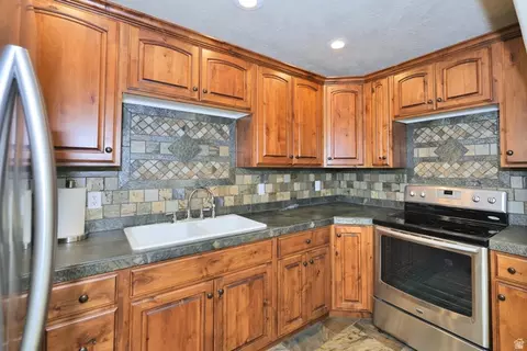 Kitchen - 47 N 970 W, Orem, UT 84057 photo 6 of 6