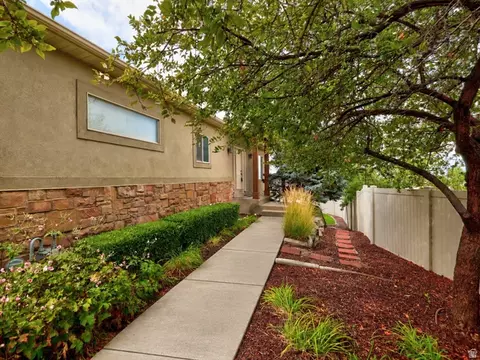 Exterior - 47 N 970 W, Orem, UT 84057 photo 3 of 8