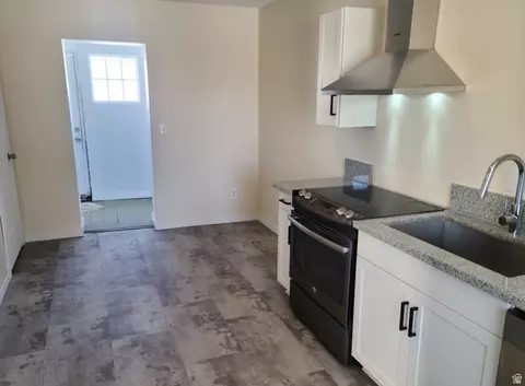 Kitchen - 48 N Main St, Ephraim, UT 84627 photo 2 of 2