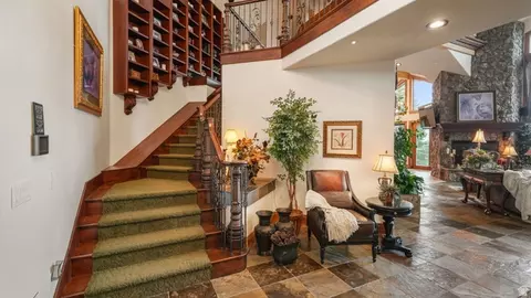 Entry Way - 1459 E Meadow Bluff Ln, Draper, UT 84020 photo 3 of 4