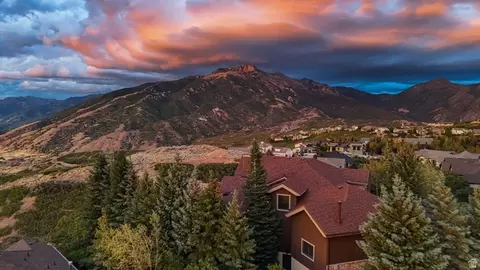 View/Area - 1459 E Meadow Bluff Ln, Draper, UT 84020 photo 1 of 4