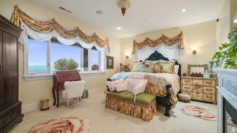 Bedroom - 1459 E Meadow Bluff Ln, Draper, UT 84020 photo 2 of 3