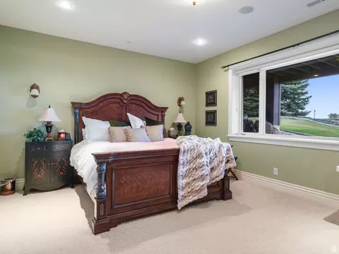 Bedroom - 1459 E Meadow Bluff Ln, Draper, UT 84020 photo 3 of 3