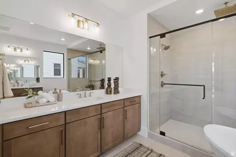 Bath - 577 E 1225 N #127, Orem, UT 84097 photo 3 of 3