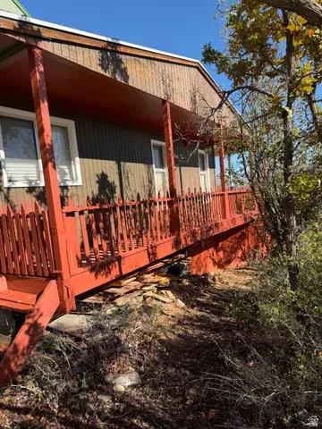 Exterior - 1052 Mount Tabby Dr, Tabiona, UT 84072 photo 6 of 25