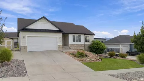 Exterior - 952 E 100 N, Hyde Park, UT 84318 photo 13 of 15