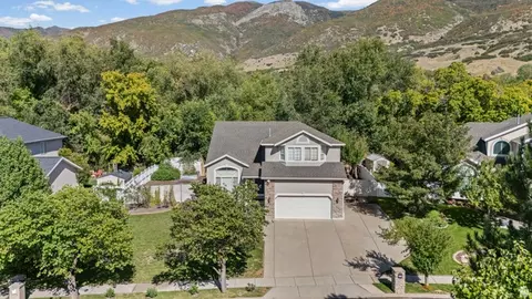 1071 S 55 W, Farmington, UT 84025