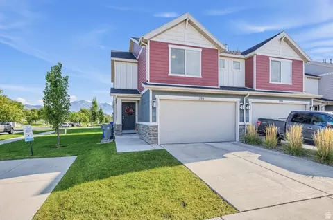216 E Hummingbird Ct, Saratoga Springs, UT 84045