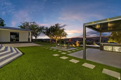 Exterior - 476 E Spring Dr, Toquerville, UT 84774 photo 9 of 9