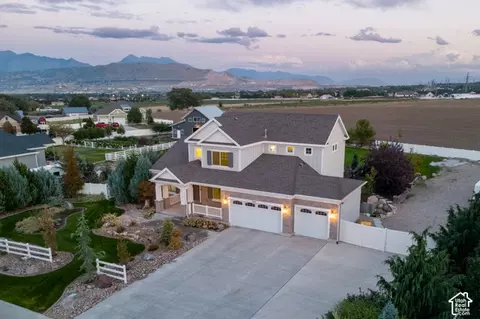 3371 W Oxfordshire Dr, Bluffdale, UT 84065