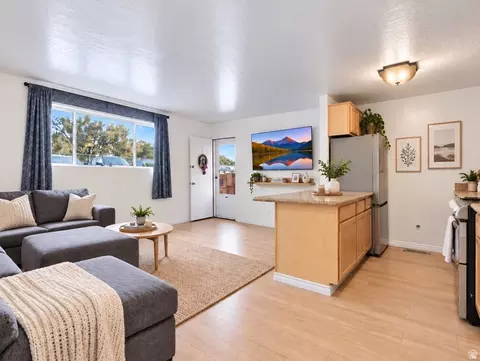 3673 S 2200 W #18, West Valley City, UT 84119