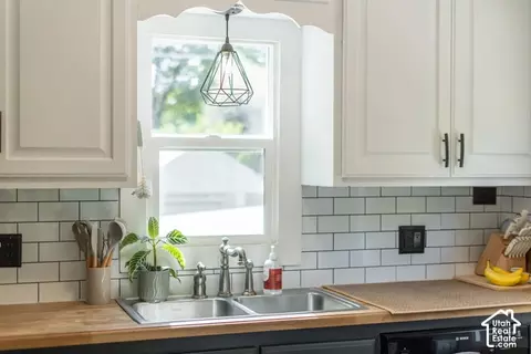 Kitchen - 280 E 700 S, River Heights, UT 84321 photo 2 of 4