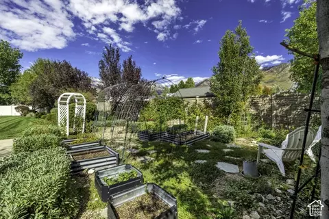 Exterior - 259 S Twin River Loop, Alpine, UT 84004 photo 13 of 15
