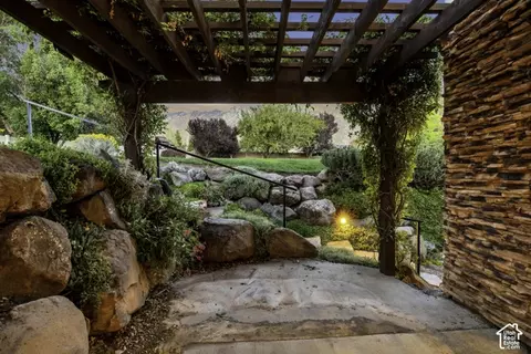 Exterior - 259 S Twin River Loop, Alpine, UT 84004 photo 8 of 15