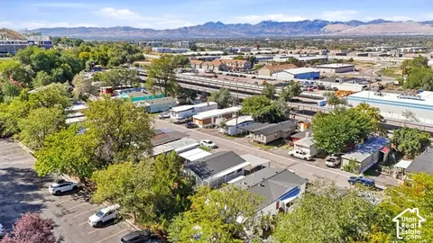 33 E Tiny Wood Dr S, Sandy, UT 84070 photo 20