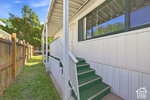 33 E Tiny Wood Dr S, Sandy, UT 84070 photo 15