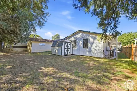 33 E Tiny Wood Dr S, Sandy, UT 84070 photo 16