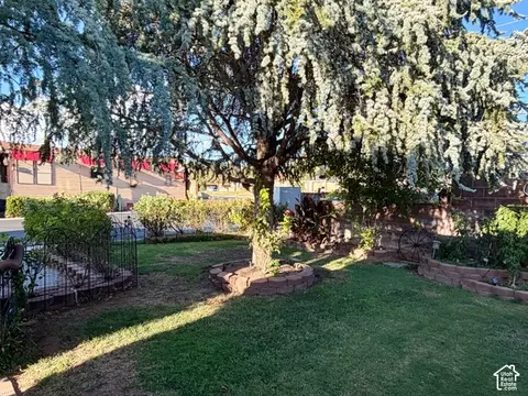 1225 N Dixie Downs Rd #107, Saint George, UT 84770