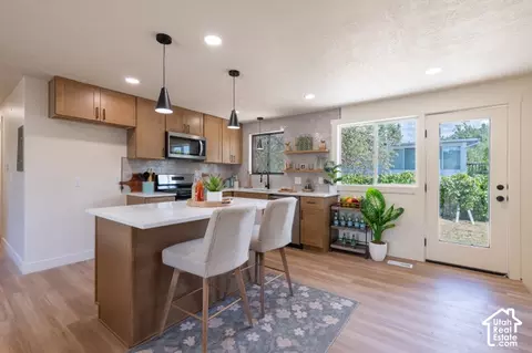 Kitchen - 7691 S 900 E, Midvale, UT 84047 photo 2 of 8