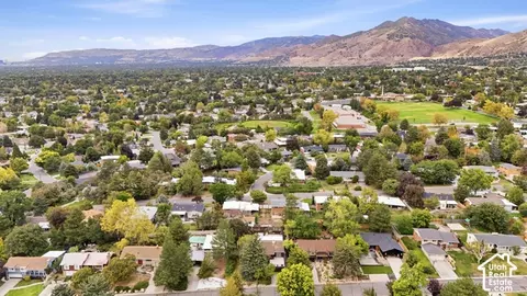View/Area - 2981 E La Joya Dr S, Holladay, UT 84124 photo 5 of 5