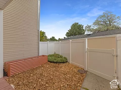 Exterior - 5358 S Baldwin Park W, Murray, UT 84123 photo 2 of 5