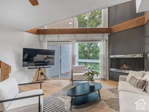 Living - 5358 S Baldwin Park W, Murray, UT 84123 photo 5 of 5