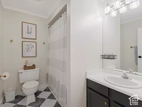 Bath - 5358 S Baldwin Park W, Murray, UT 84123 photo 1 of 1