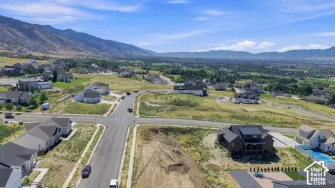 895 E 100 N, Hyde Park, UT 84318 photo 6