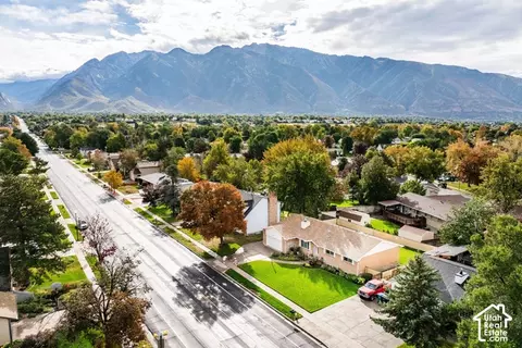 View/Area - 1556 E Petunia Way S, Sandy, UT 84092 photo 3 of 3